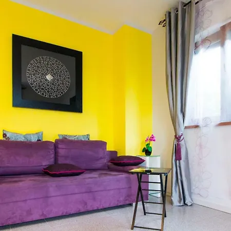 Nia With Pool * Τρογκίρ