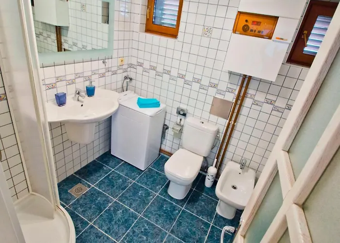 Nia With Pool Apartament Trogir