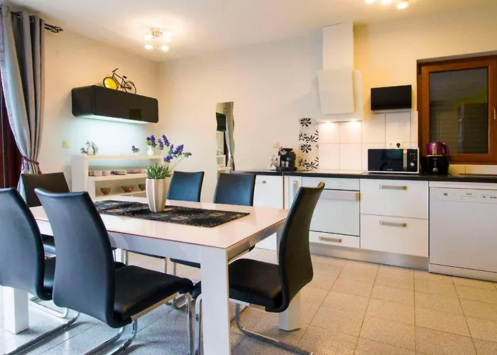 Apartament Nia With Pool Trogir