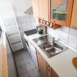 Nia With Pool Apartman Trogir