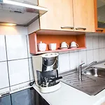 Nia With Pool Apartman Trogir