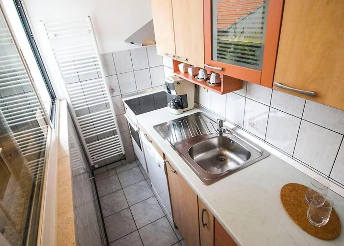 Nia With Pool Apartment Trogir